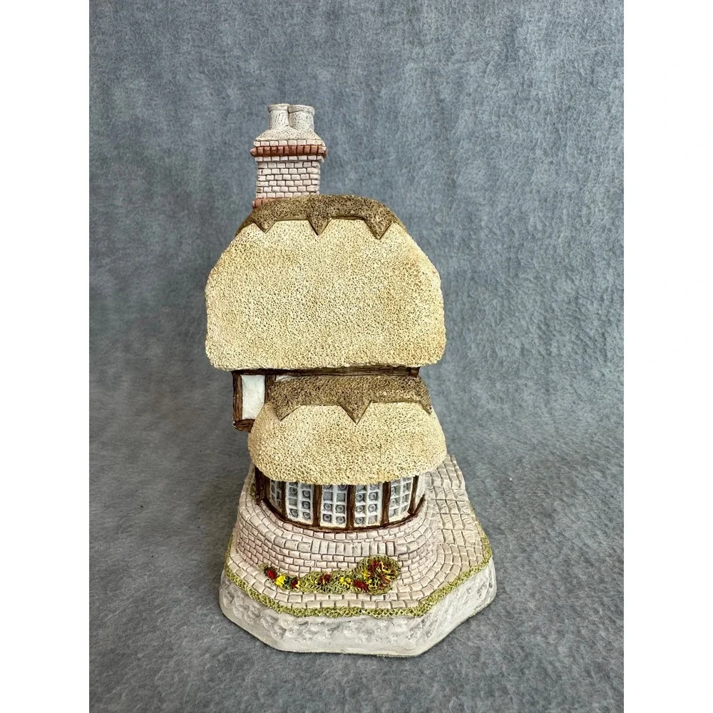 David Winter Cottage Audreys Tea Room 1990‎ Miniature Hand Painted Great Britain